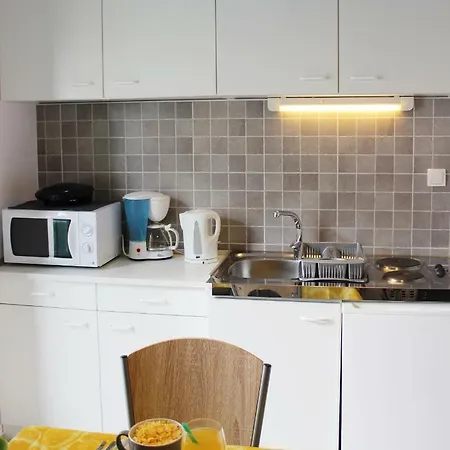 아파트 Apartman Vlasic - Vodice - Parking - Wi-Fi-Bike *