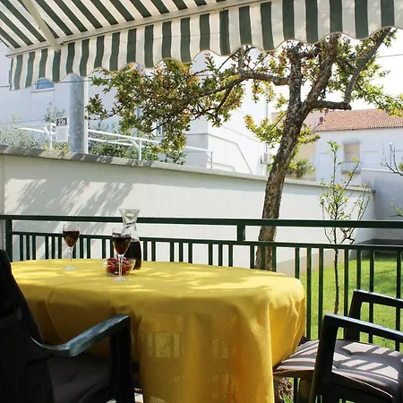 Apartament Vlasic - - Parking - Wi-fi-bike Vodice