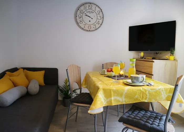 Selfcheckin - Vlasic - - Parking - Wi-fi Appartamento Vodice